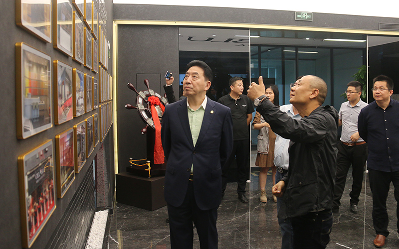 CIELOBLU | 粵港澳酒店產業(yè)聯(lián)合會&冠軍聯(lián)盟工程俱樂部蒞臨基路伯藝術涂料考察(圖2)