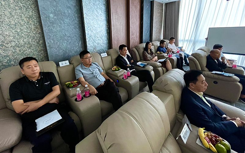 CIELOBLU | 粵港澳酒店產業(yè)聯(lián)合會&冠軍聯(lián)盟工程俱樂部蒞臨基路伯藝術涂料考察(圖8)